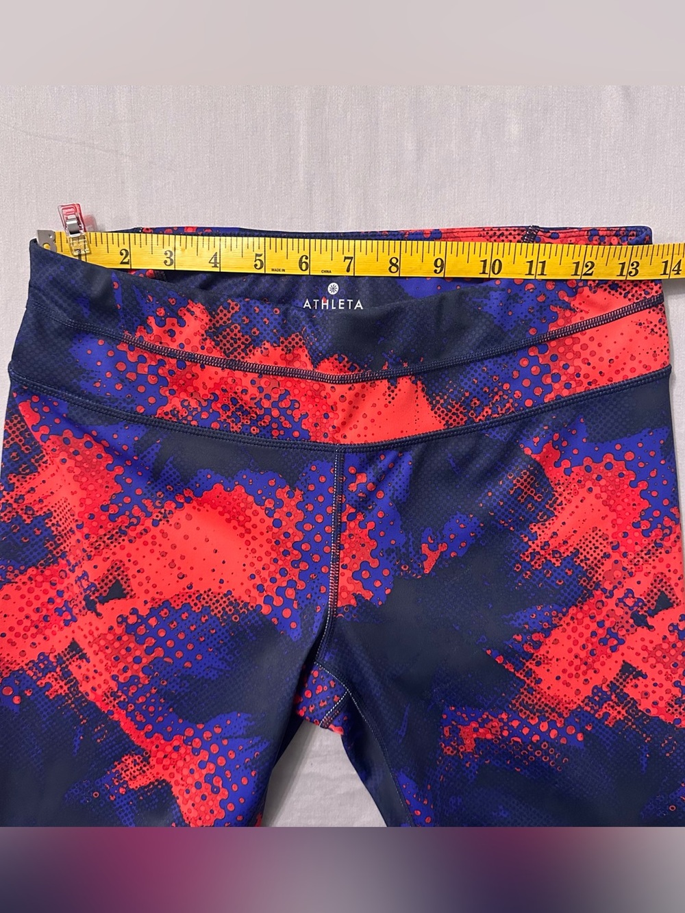 Athleta Cropped Leggings Womens M Medium Blue Orange Abstract Back Zip Pocket - Picture 10 of 12